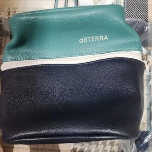 doTERRA Teal and Navy Oil Carry Bag